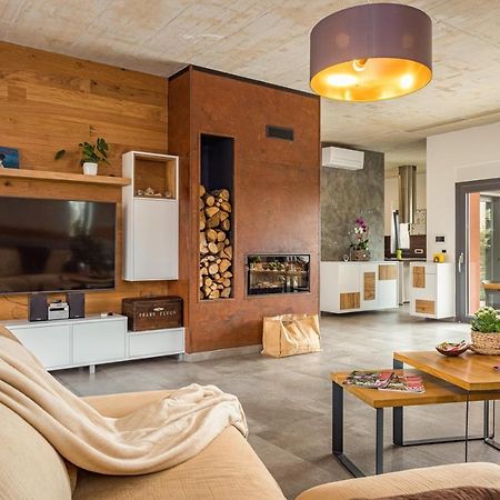 Apartments Bijou With Big Private Garden Near Umag Vilanija ภายนอก รูปภาพ