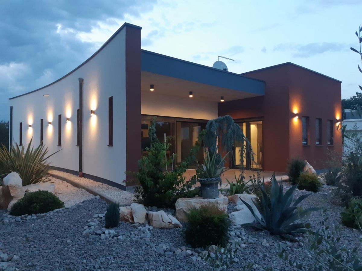 Apartments Bijou With Big Private Garden Near Umag Vilanija ภายนอก รูปภาพ
