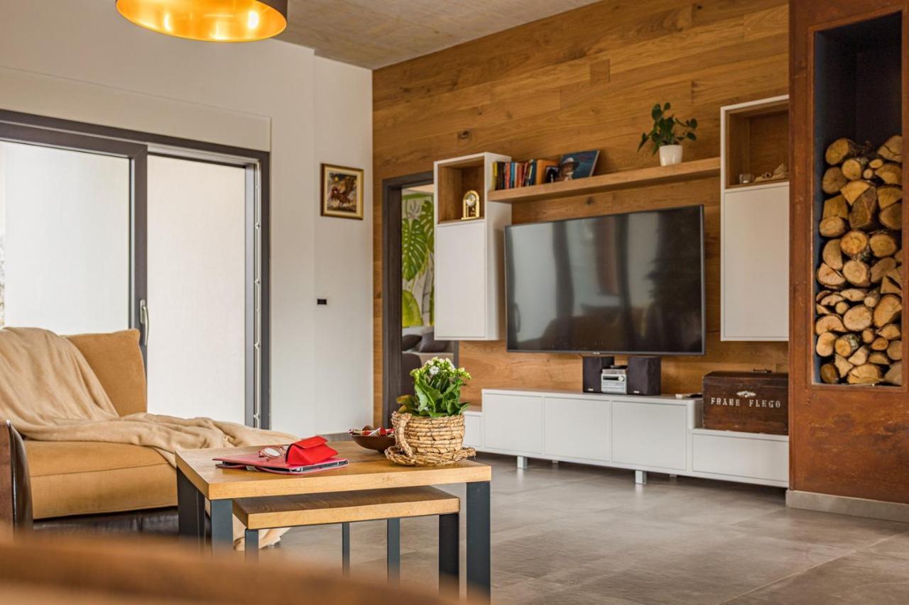 Apartments Bijou With Big Private Garden Near Umag Vilanija ภายนอก รูปภาพ