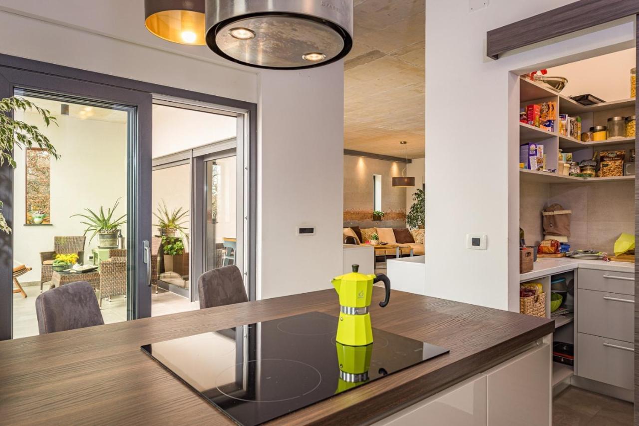 Apartments Bijou With Big Private Garden Near Umag Vilanija ภายนอก รูปภาพ