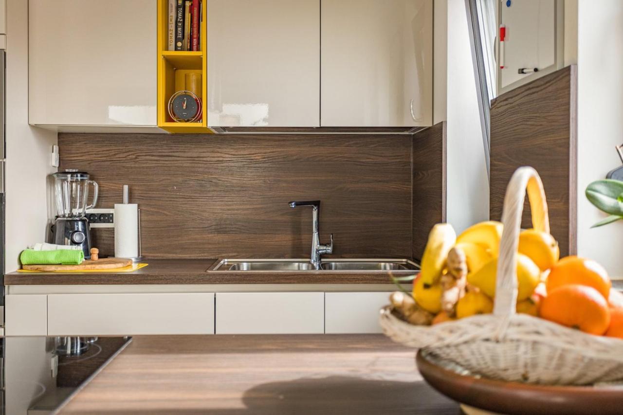 Apartments Bijou With Big Private Garden Near Umag Vilanija ภายนอก รูปภาพ