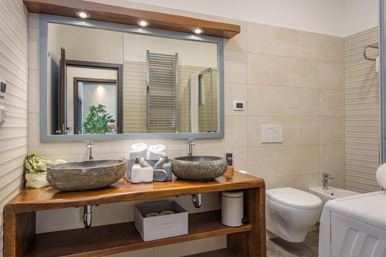 Apartments Bijou With Big Private Garden Near Umag Vilanija ภายนอก รูปภาพ